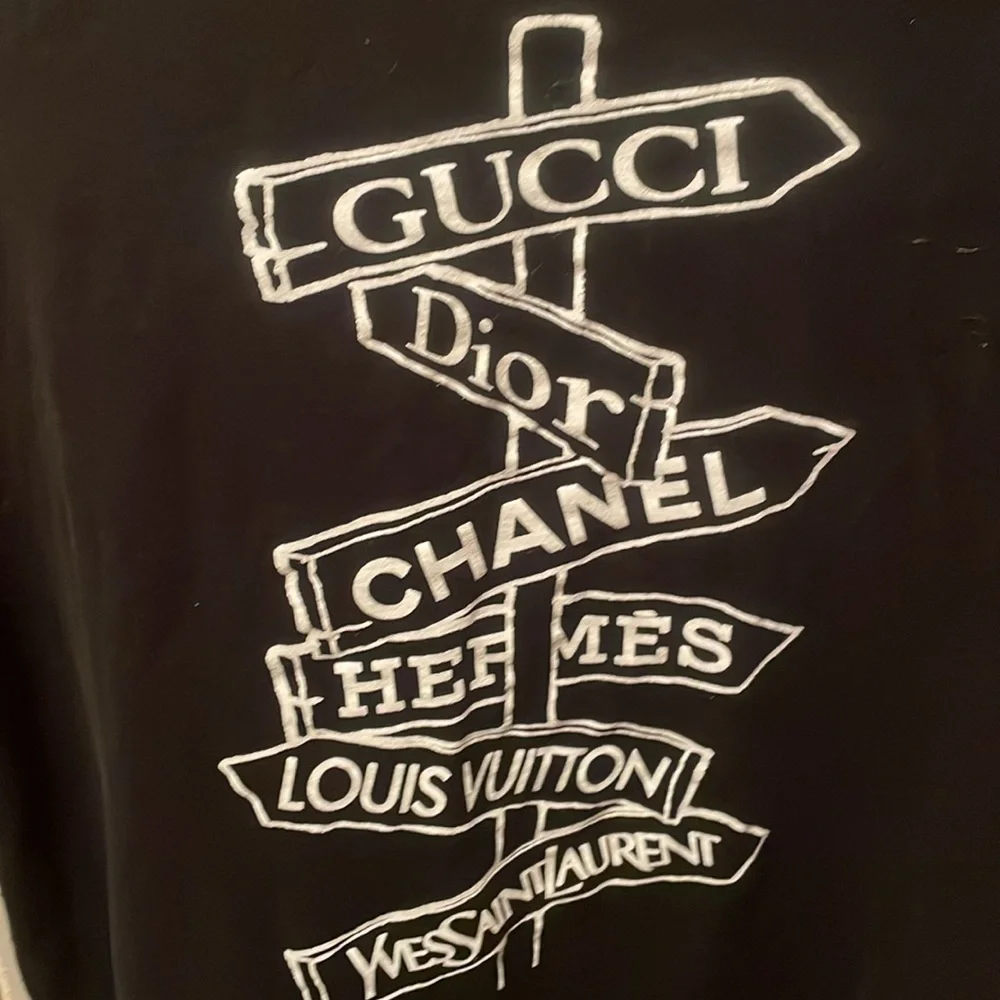 The Designer tee - Picture 2 of 3